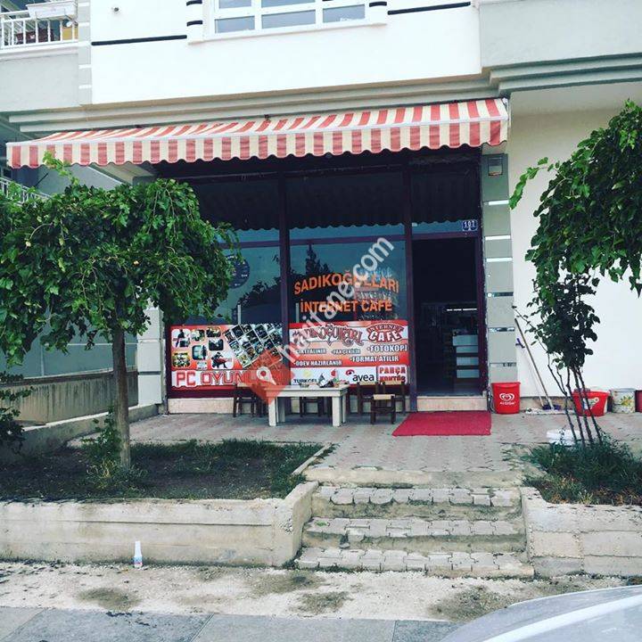 Sadıkoğulları İnternet Cafe