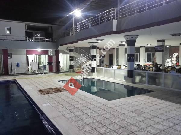 Samandağ Holidays Otel Lüks Apart Yüzme Havuzu ve Cafe