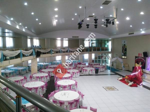 Saray Plaza Toplantı ve Düğün Salonu