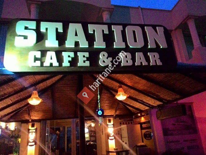 Statıon Cafe & Bar