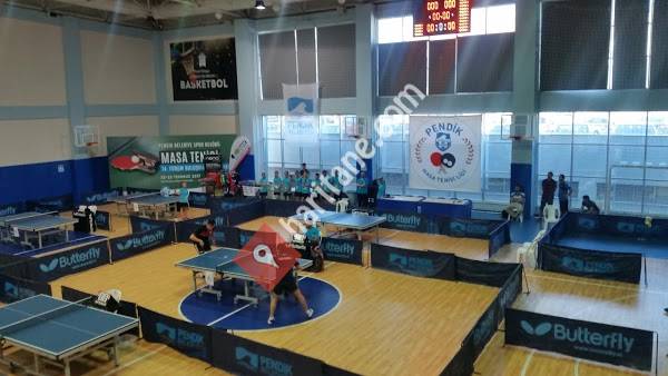 Şehit Burhan Öner Spor Kompleksi