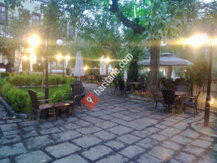 Trabzon Mimarlar Odası Bahce Cafe