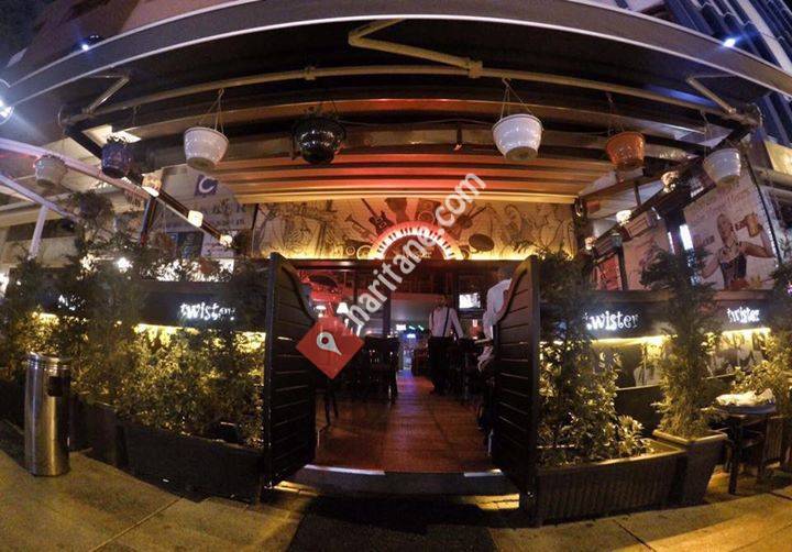 Twister Pub