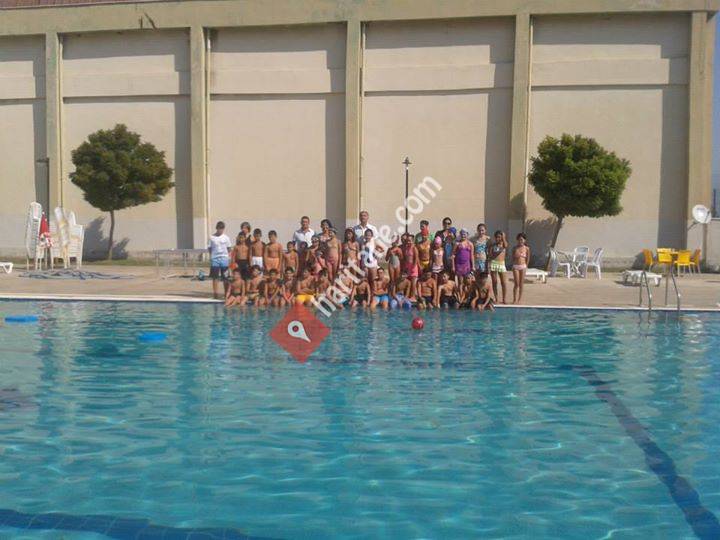 Yenipazar Belediye Yüzme Havuzu tesisleri